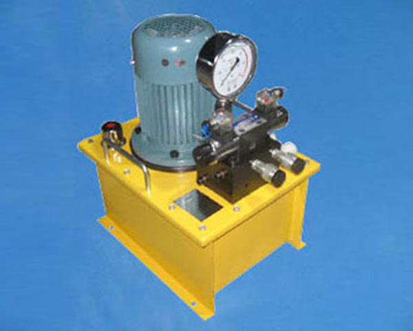 DSC0.8-16電動泵站